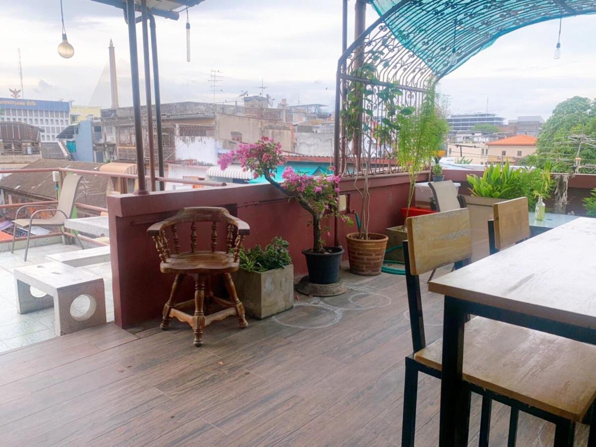 Ying Hostel Бангкок Екстер'єр фото