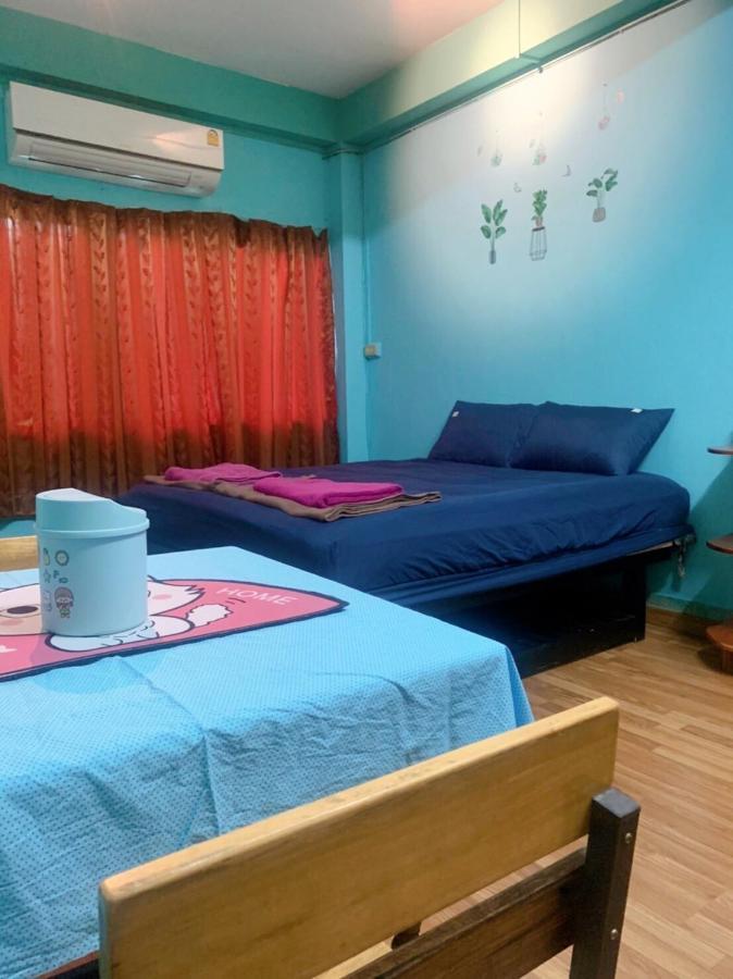 Ying Hostel Бангкок Екстер'єр фото