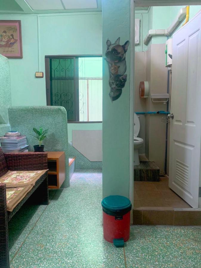 Ying Hostel Бангкок Екстер'єр фото